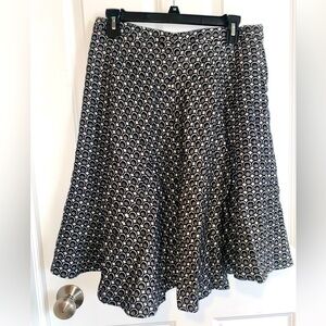 Boden Skirt - Black And White Circular Pattern - Size 8L